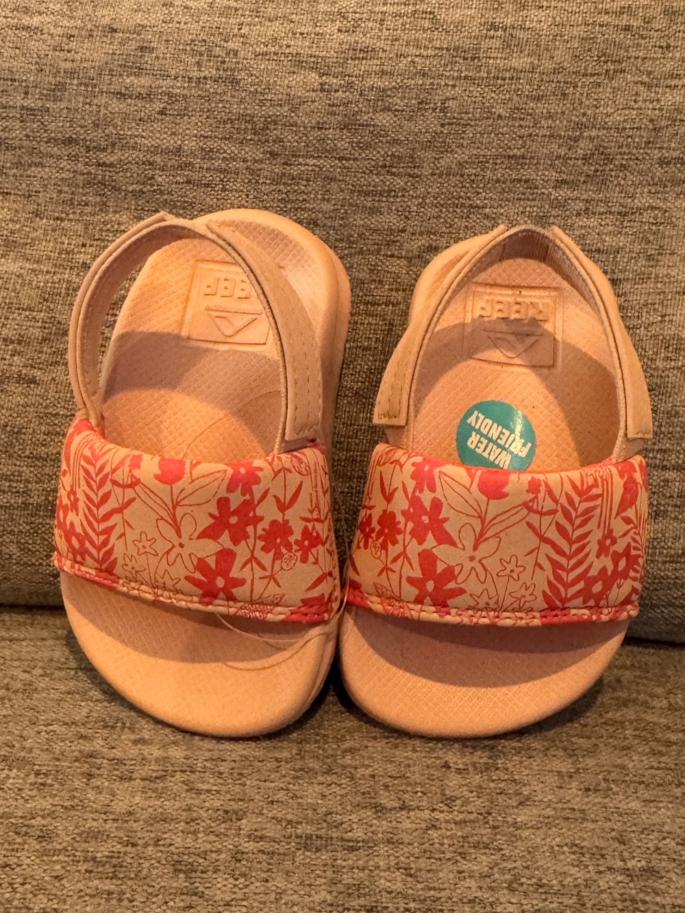 Reef Kids Pink and Coral Sandals